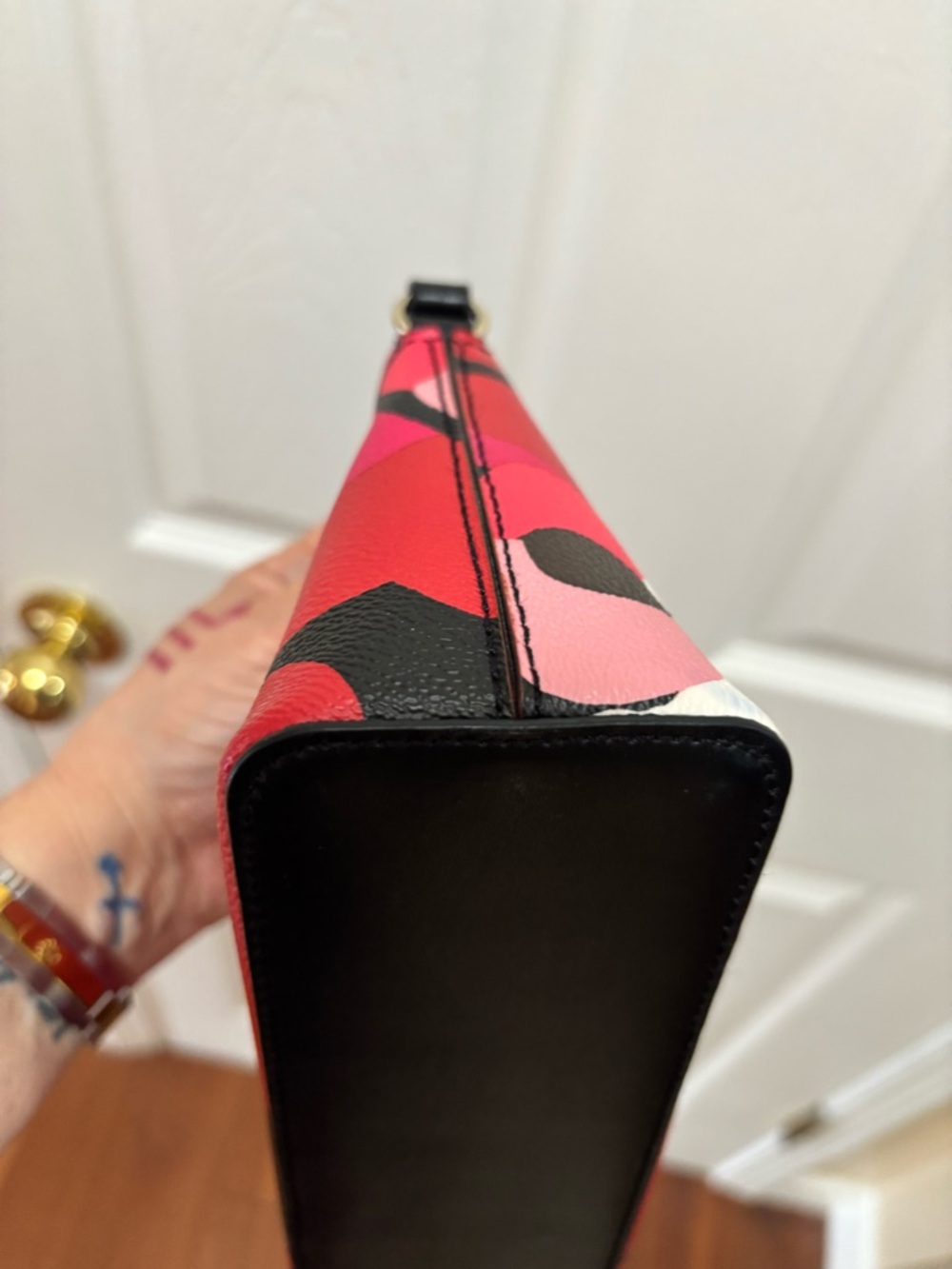 Kate Spade NY Brightwater Drive Hanna Multi Floral Black Crossbody BNOT - Picture 10 of 15